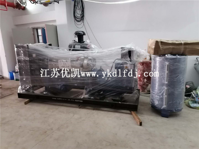 2020年7月11日，250KW濰柴發(fā)電機(jī)組交付廣西某房地產(chǎn)公司用備用電源