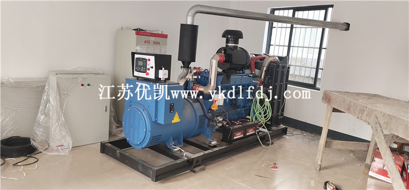 2021年4月30日，250KW濰柴發(fā)電機(jī)組1臺(tái)交付上林某大廈使用