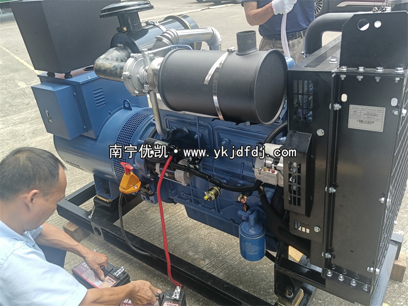 2024年9月18日，50kw濰坊雷納柴油發(fā)電機(jī)組試機(jī)發(fā)貨百色